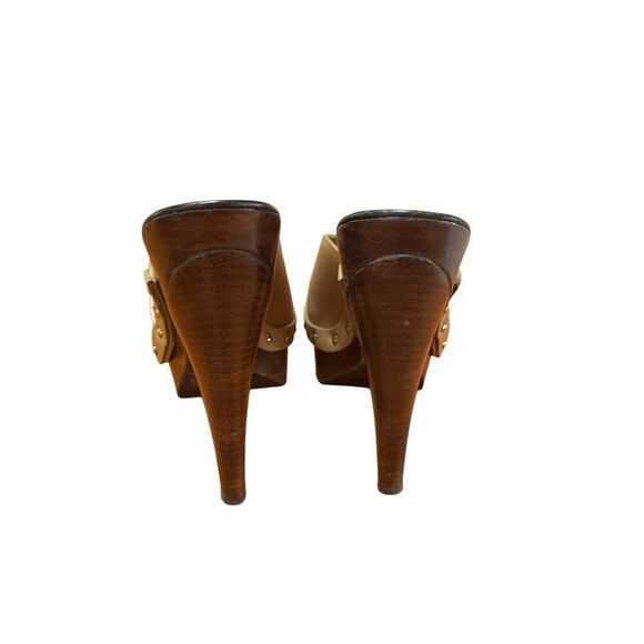 Burberry Olive Green Leather Gold Buckle Platform Stiletto Heels EU 39 US 8 - Picture 5 of 15